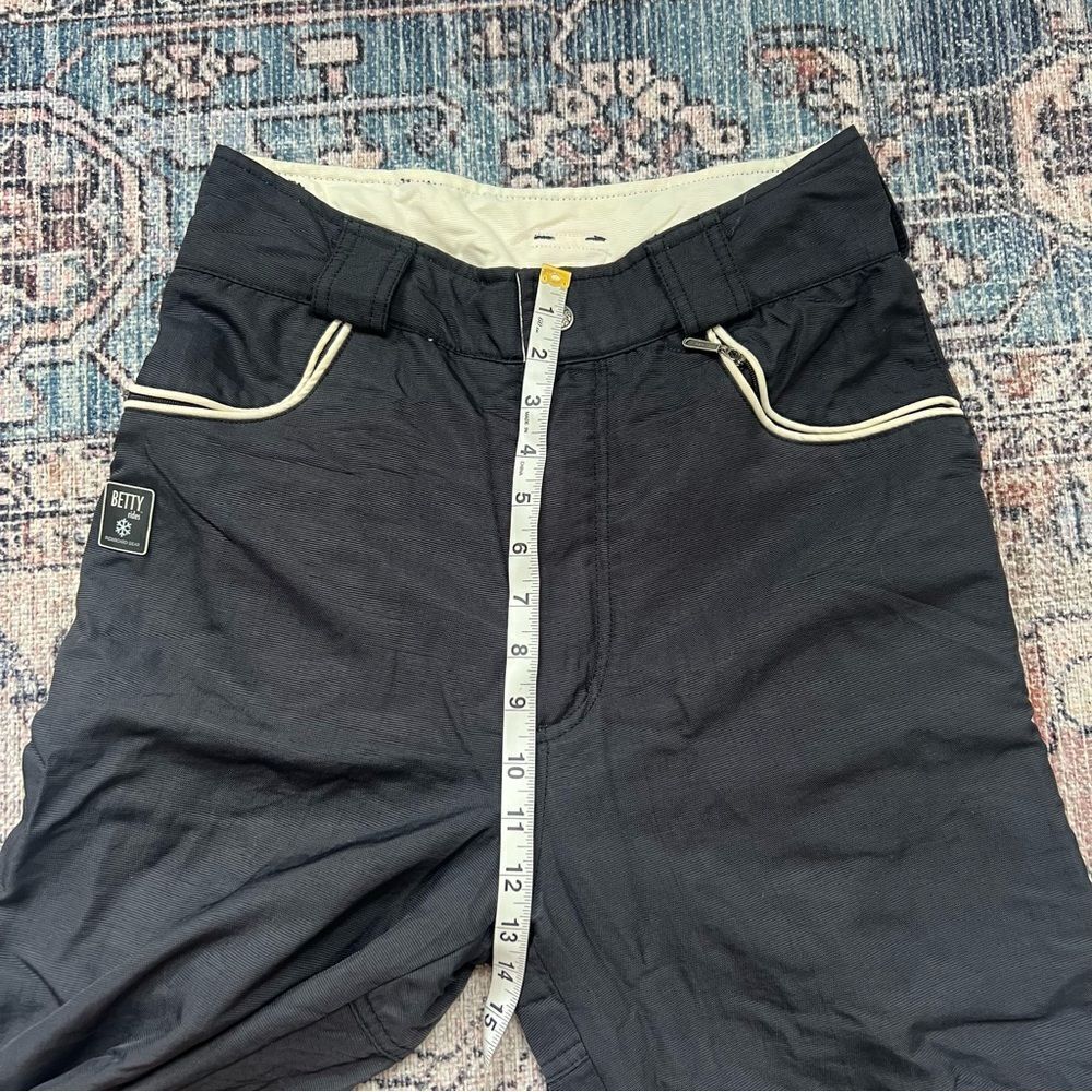 Betty Rides Women’s Ski Pants Snowboard Gear Black Off White Size Medium - Picture 12 of 13